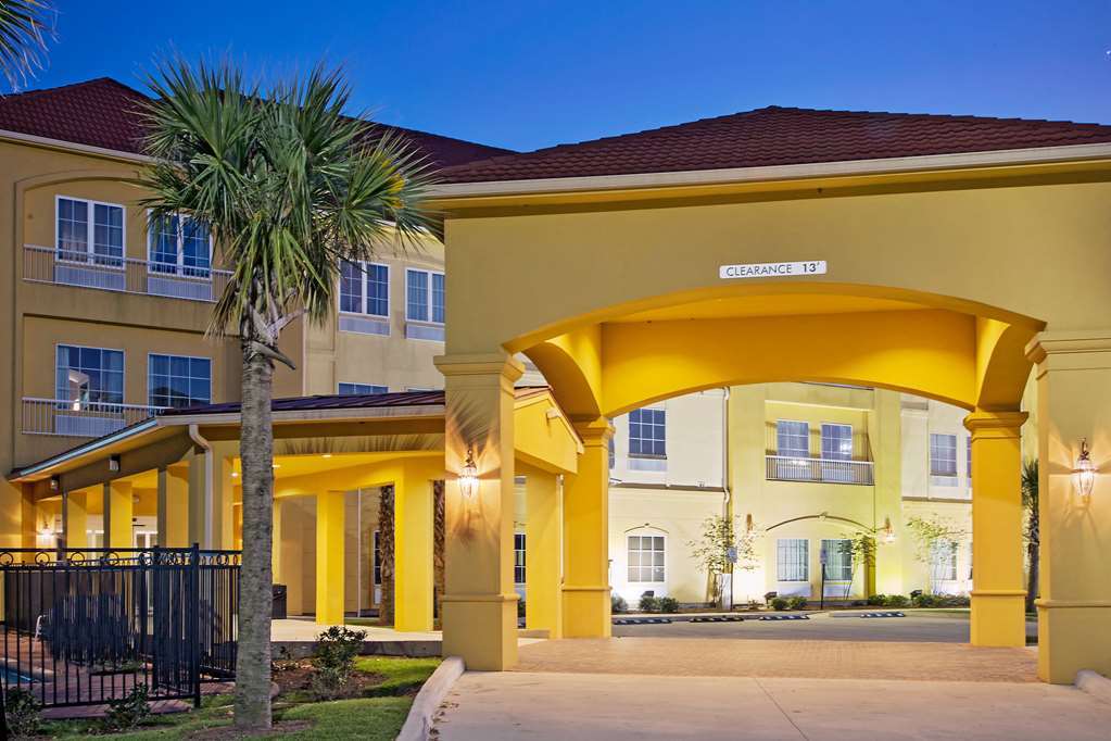 Hotel La Quinta By Wyndham 3*