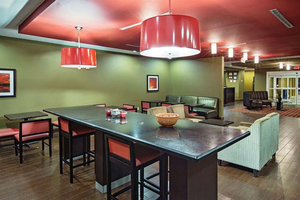 Hotel La Quinta By Wyndham Boutte